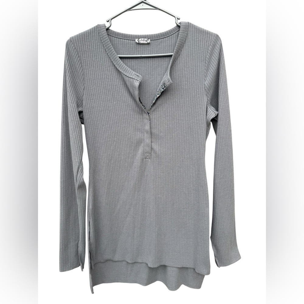 Free People Intimately gray Long Sleeve size medium
